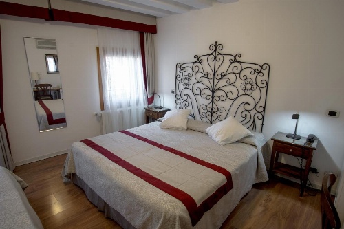 Hotel Antigo Trovatore image 3